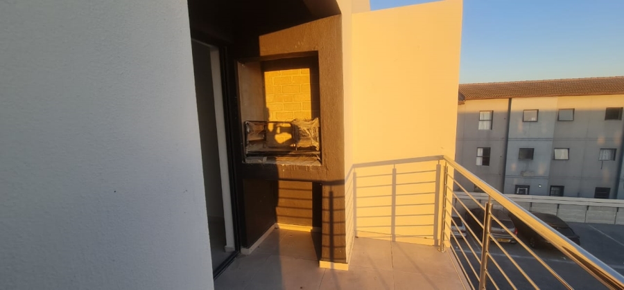 2 Bedroom Property for Sale in Parklands East Western Cape